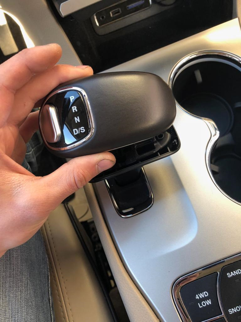 Щёлк вверх — Jeep Grand Cherokee (WK2)