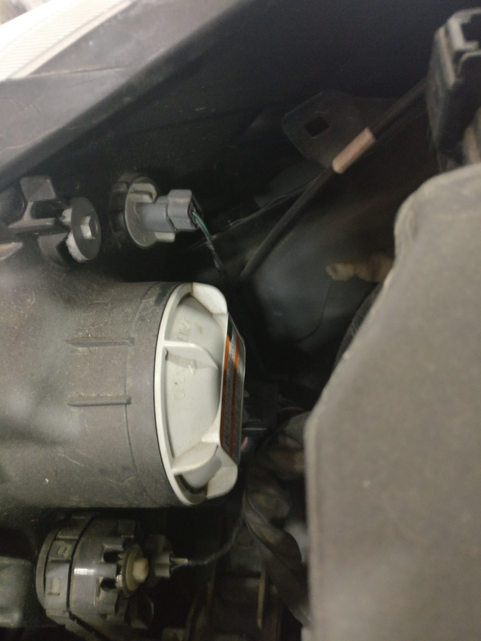Потёк фильтр солярки — Jeep Cherokee (KJ), 2,8 л, 2004 года | поломка ...