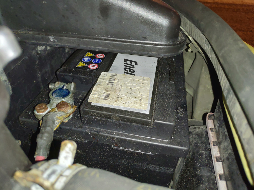 4. Замена аккумулятора и проверка на утечку тока — Chrysler PT Cruiser ...