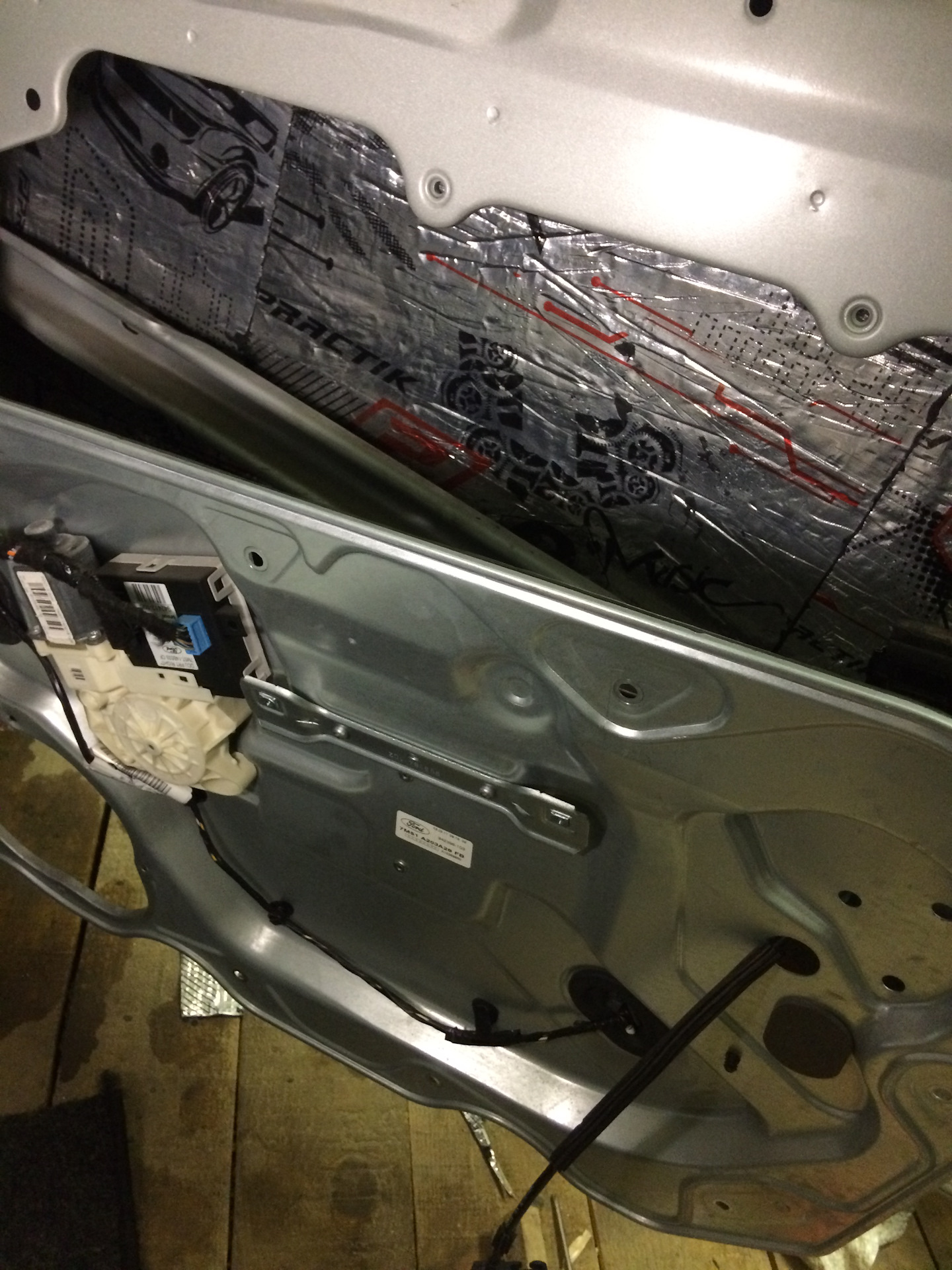 Шумоизоляция передних дверей+Установка передних колонок — Ford Focus II ...