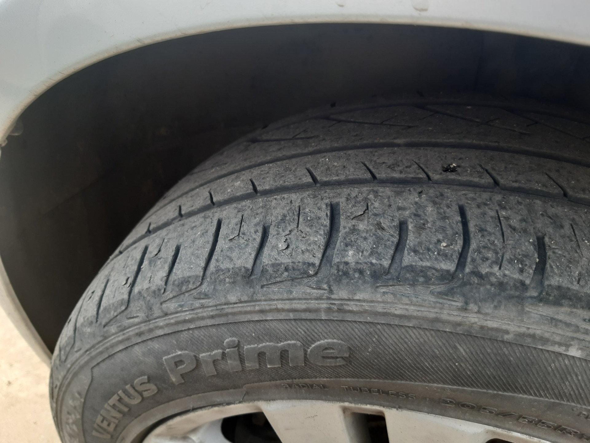 Родная резина после 13 лет эксплуатации и 51000км пробега — Volkswagen ...