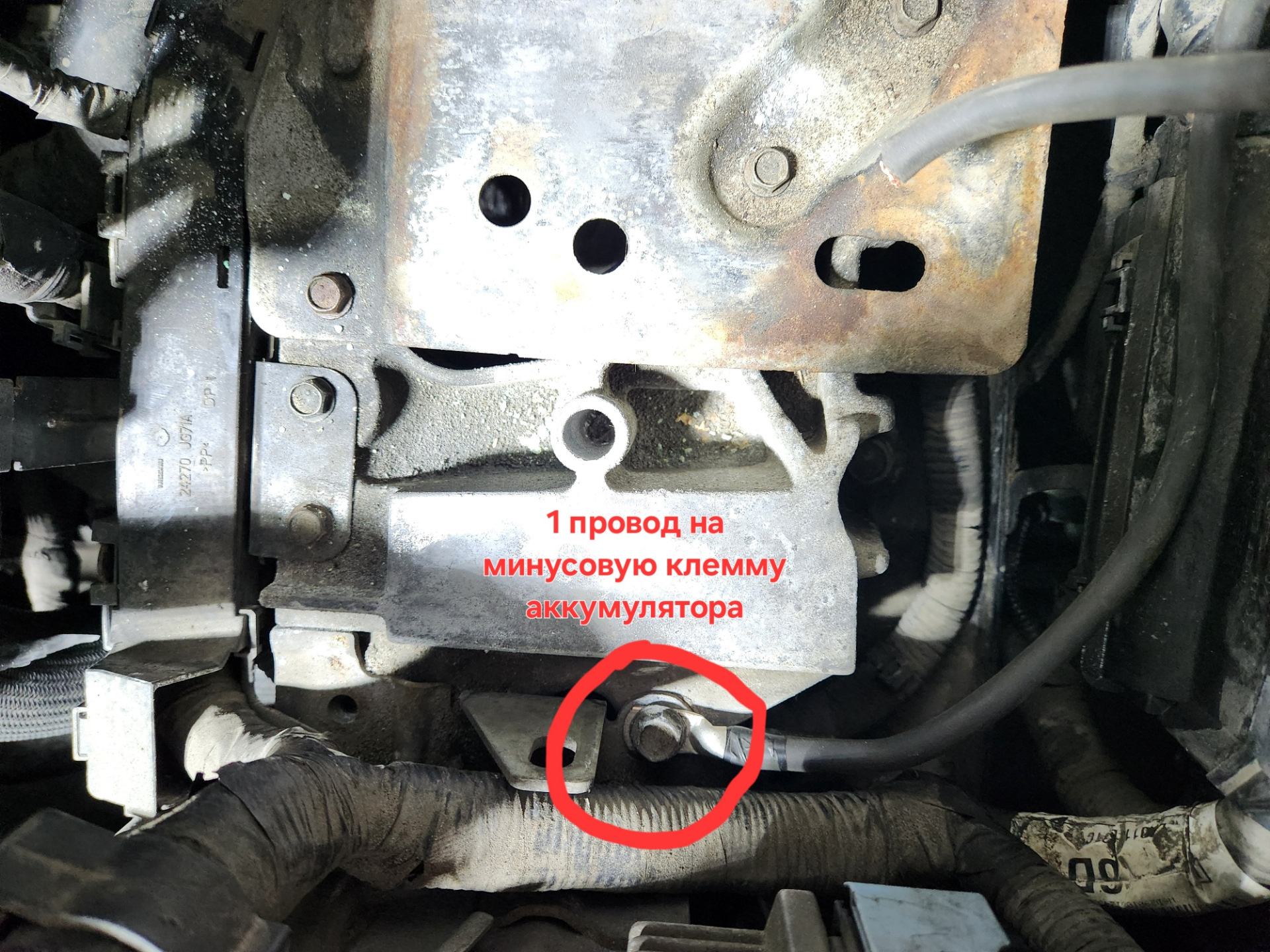 Клава 8 клавиш. Почему компьютер запускается со 2 раза. Нормальная клавиатура. Загрузка виндовс 10. Звуковой адаптер realtek alc662 @ intel panther point pch - high definition audio controller [c-1].