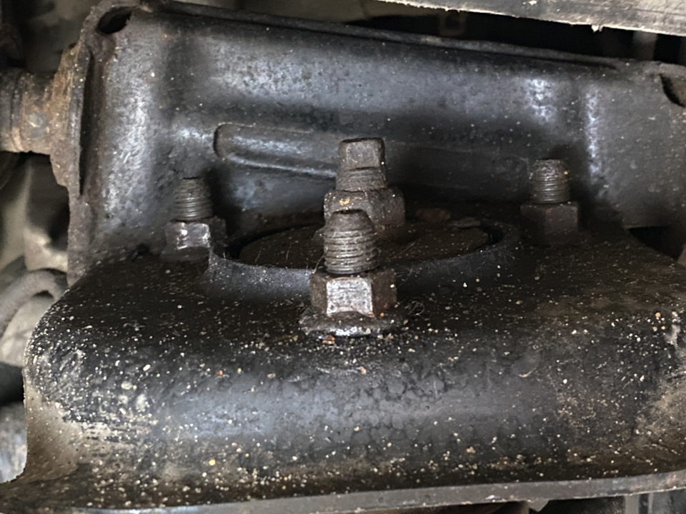 Как заменить переднею стойку амортизатора Kia Mohave — KIA Mohave, 3 л ...