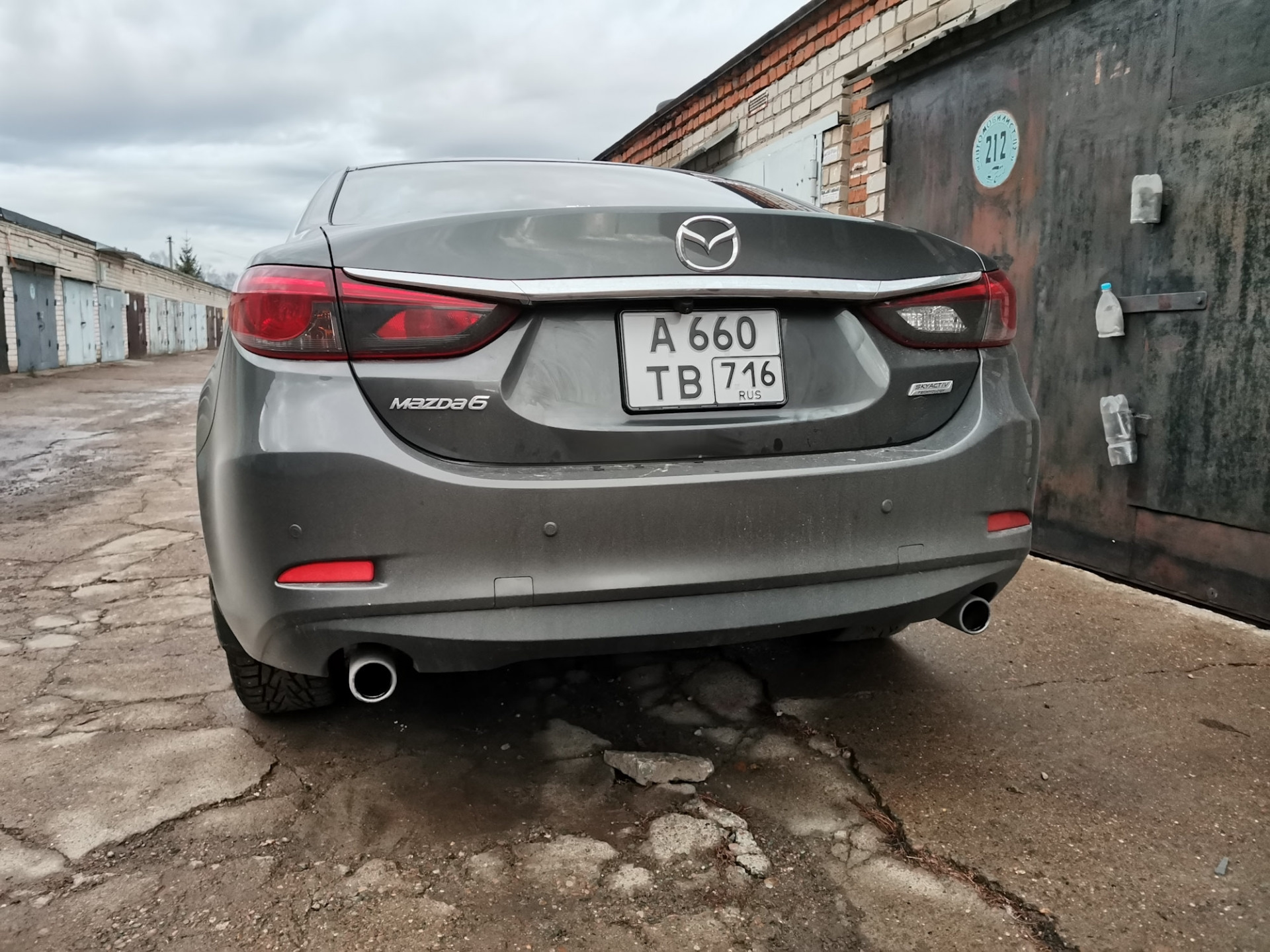 Квадратные номера на Мазда 6 — Mazda 6 (3G) GJ, 2 л, 2018 года | аксессуары  | DRIVE2