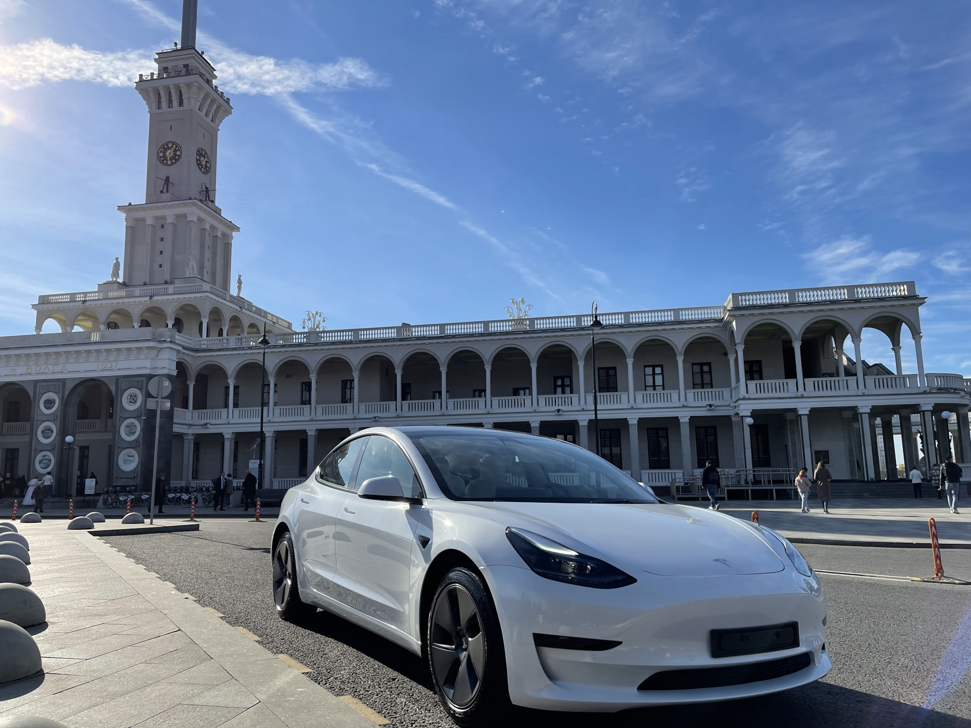 Отзыв о новой Tesla Model 3 после первых 2500 км — Tesla Model 3, 2021 года  | наблюдение | DRIVE2