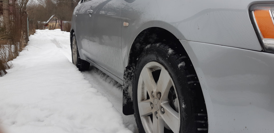 Брызговики, версия 2, удачная — Mitsubishi Lancer X, 1,8 л., 2008 года ...