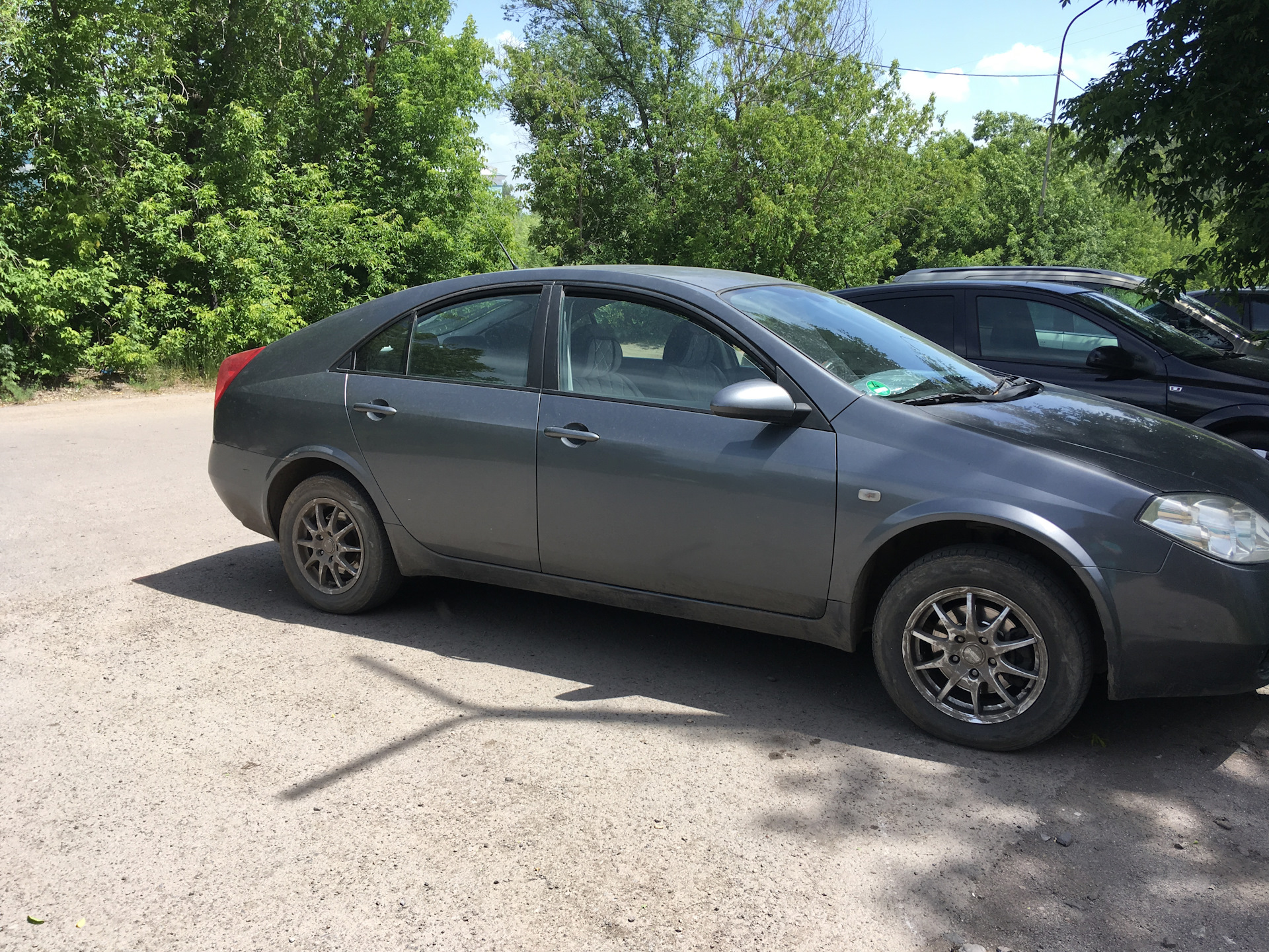 Примера клиренс. Увеличение клиренса Nissan primera p12. Ниссан п 12 проставка. Проставки Ниссан примера р12. Клиренс Ниссан примера р12.