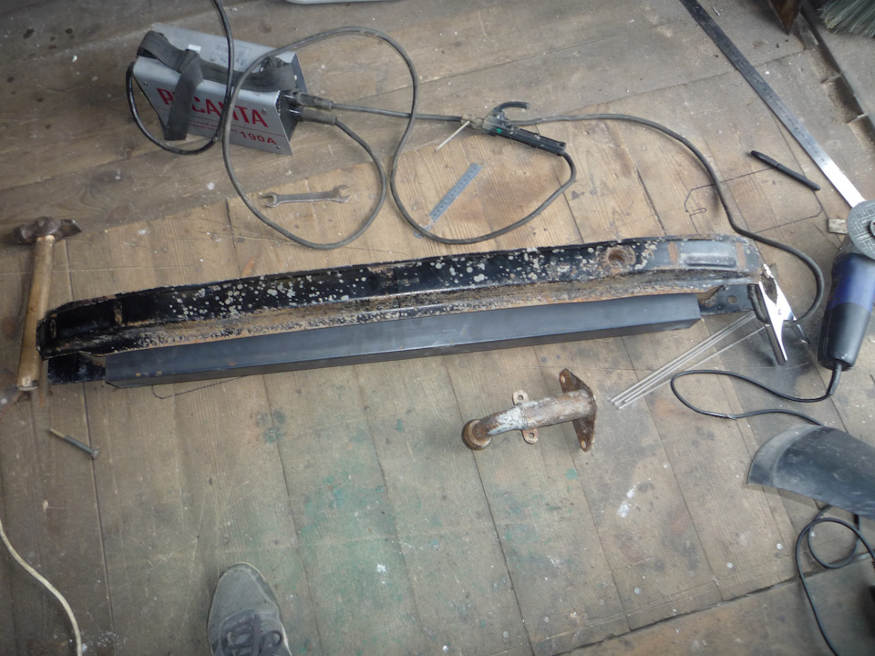 примерно так вылет балки. — Ford S-Max (1G)