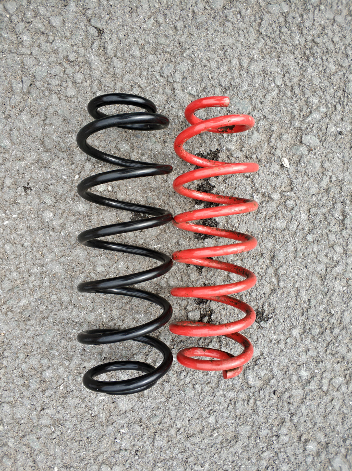 комплект пружин фольксваген поло седан. 6r0511115g. пружины поло седан. задние опоры пружин поло седан 2013. технорессор -30 поло седан.