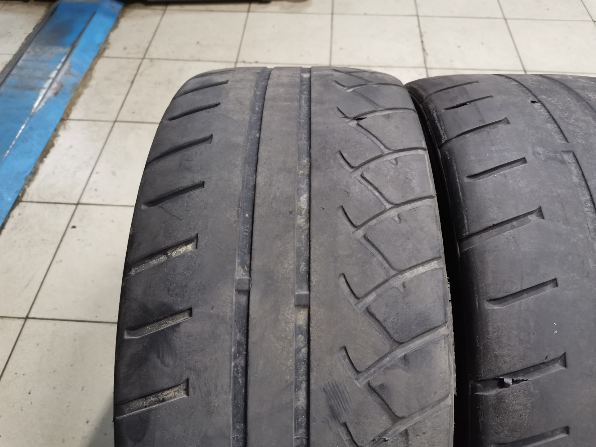 Goodyear 225 55 r18