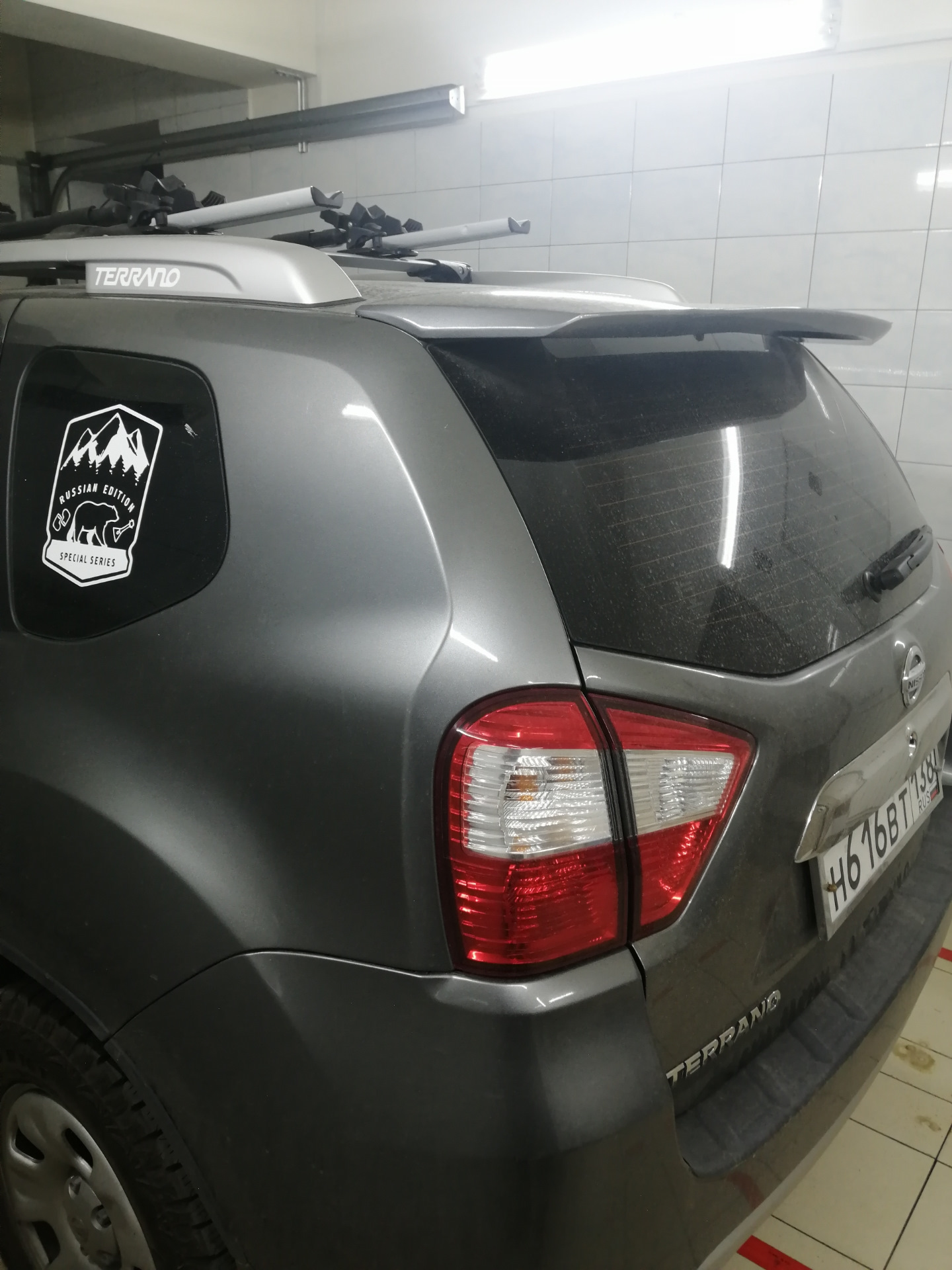 задний спойлер террано 3. спойлер ниссан террано 2018. спойлер на дастер. спойлер террано. спойлер кросс nissan terrano.