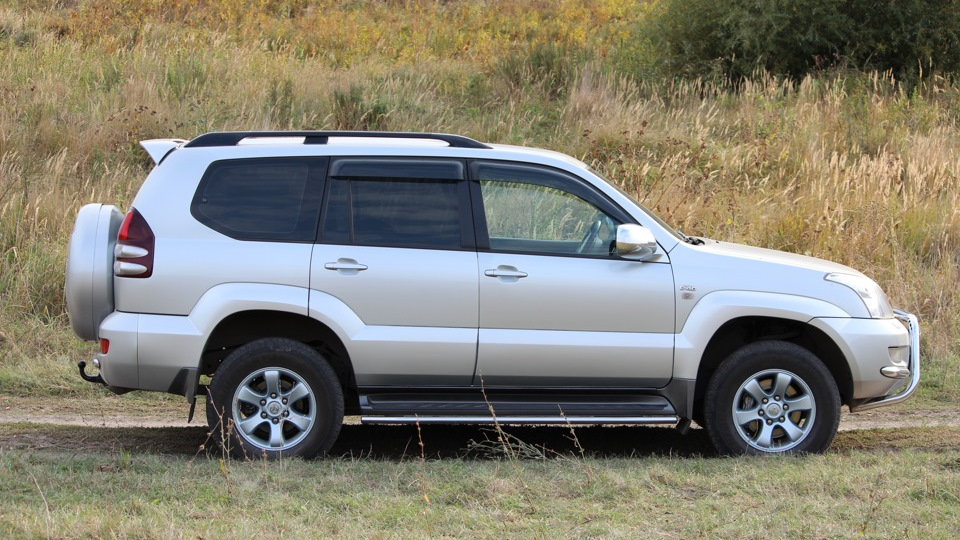 Toyota Land Cruiser 120 2006