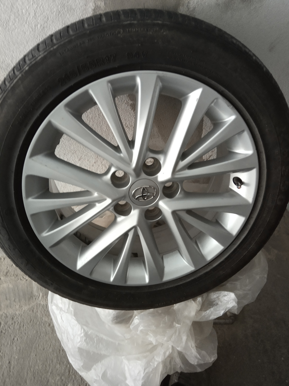 новые диски — Toyota Camry (XV50), 2,5 л, 2012 года | колёсные диски ...