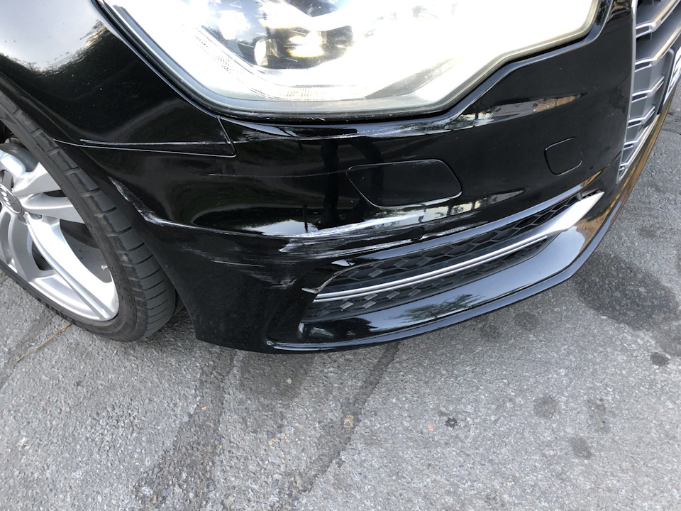 Притер бампер в пробке — Audi A6 (C7), 3 л, 2011 года | ДТП | DRIVE2