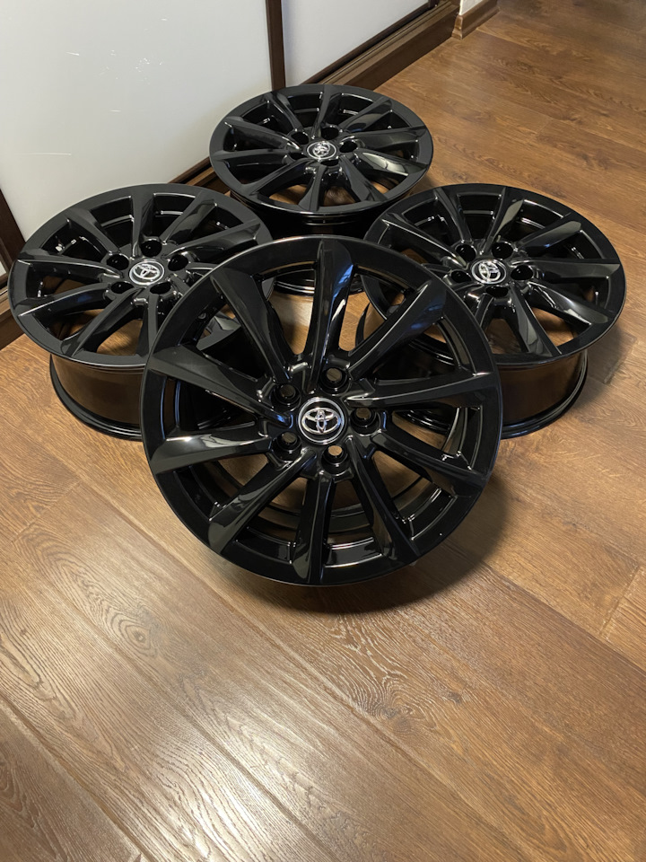 Литые диски Toyota 7Jx17 ET45 5x114,3 на Toyota Camry (XV50), Toyota ...