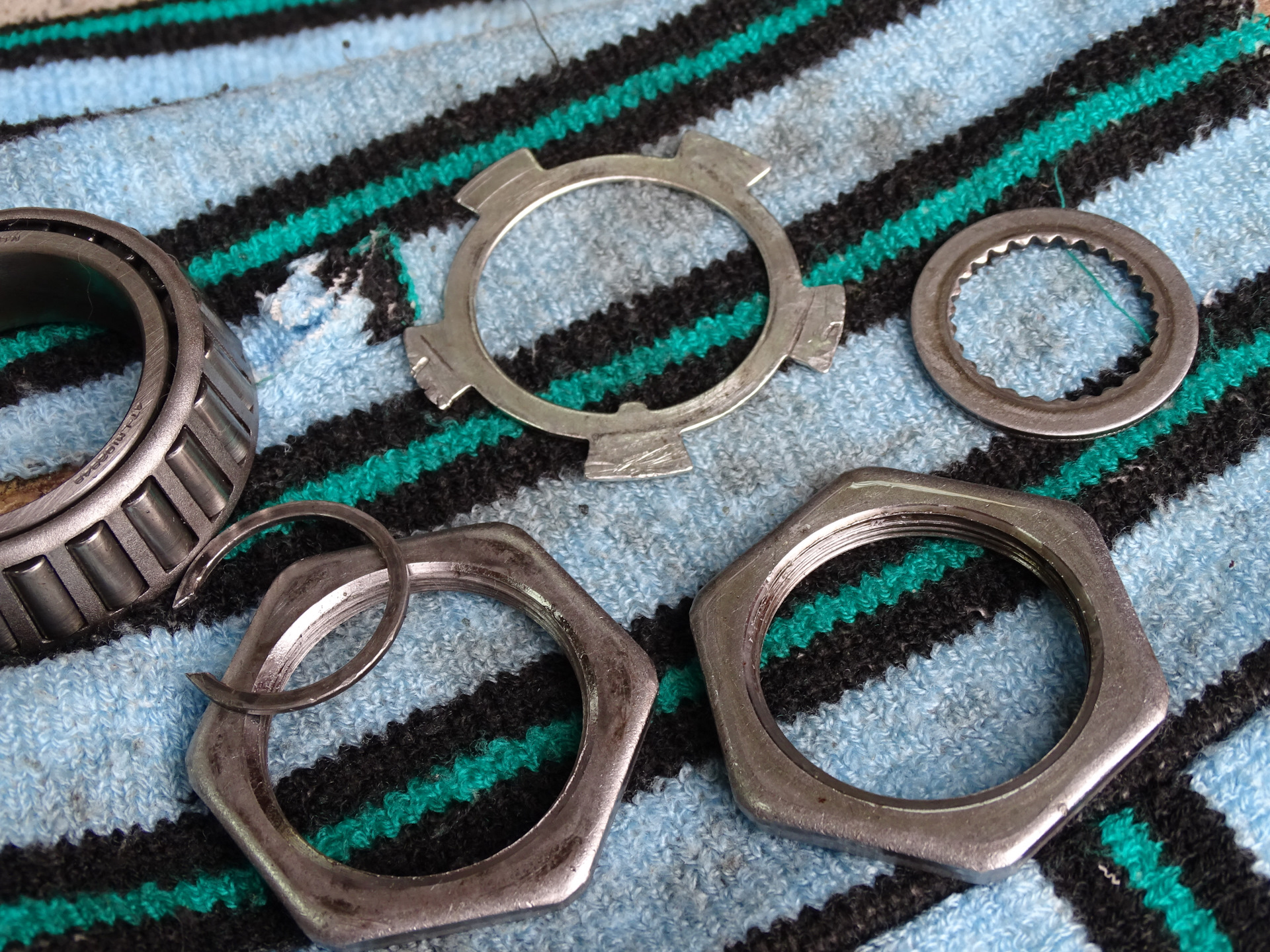 Кольцо стопорное гранаты ваз 2108. Ремкомплект стопорных колец привода 2108. Стопорное кольцо внутренний шрус граната рено логан 2007. Стопорное кольцо гранаты. Кольцо стопорное шруса внутреннего opel astra h 90095084.