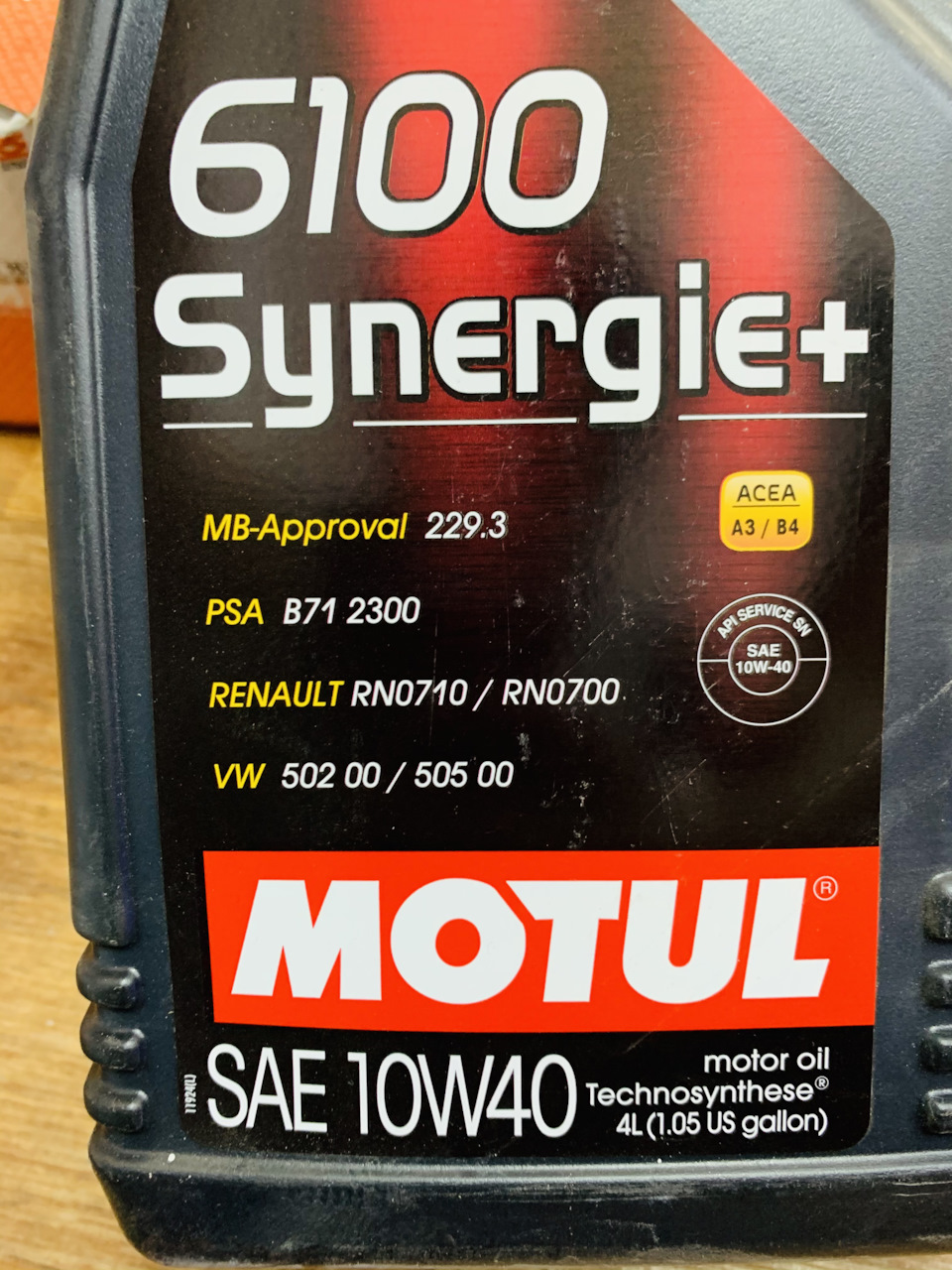 Замена масла 10W-40 Motul — Mercedes-Benz S-Class (W220), 3,7 л, 2003 ...