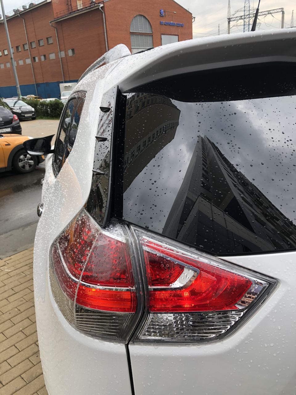 Photo from the logbook Nissan X-Trail III (t32)
