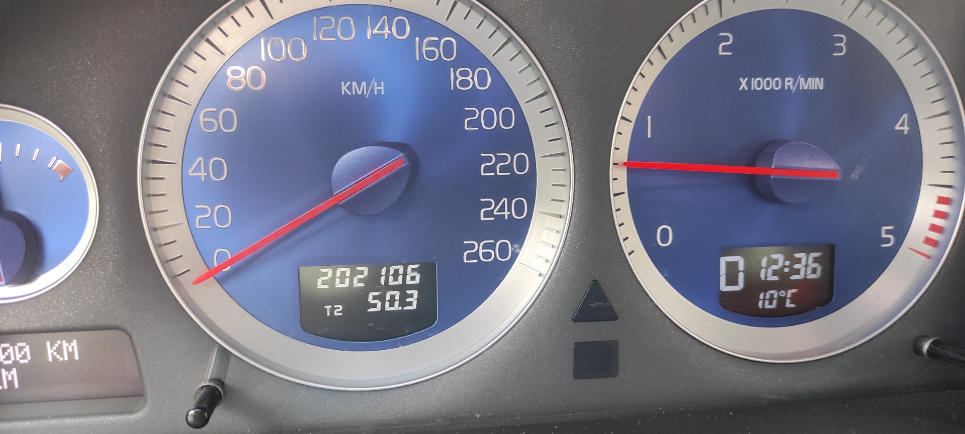 07.10.2023 202106 км или замена масла в коробке — Volvo XC90 (1G), 2,4 ...