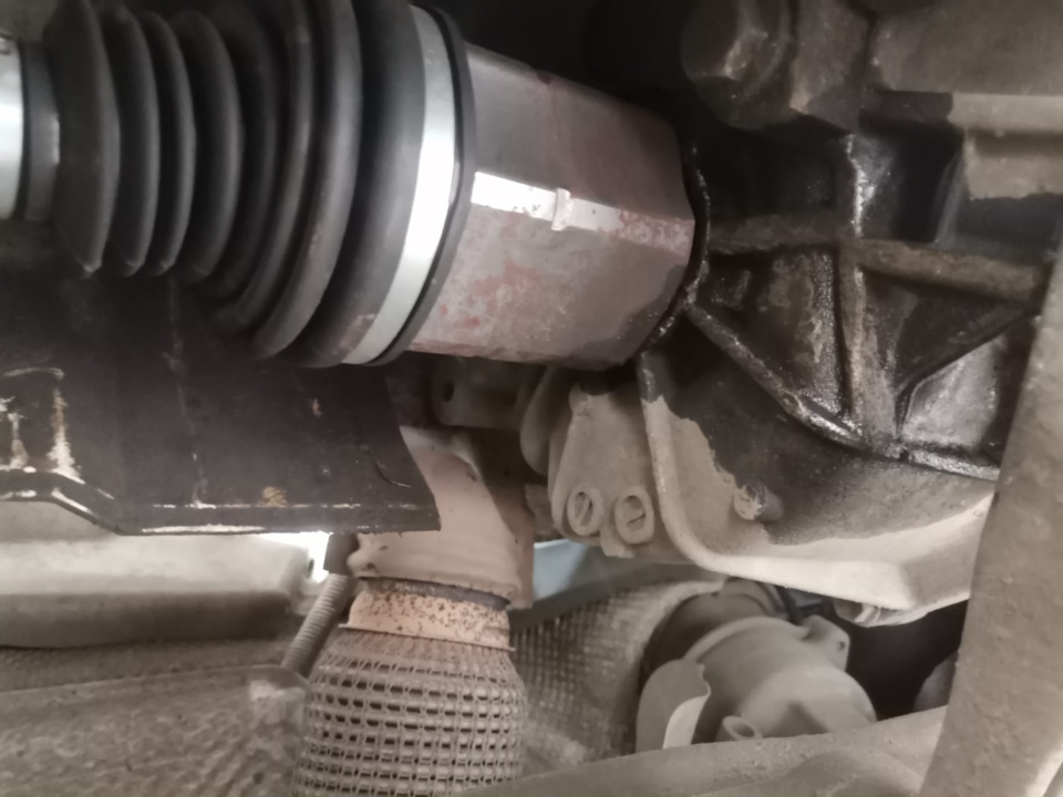 Замена сальника правого привода АКПП — Skoda Octavia A5 Mk2, 1,8 л ...