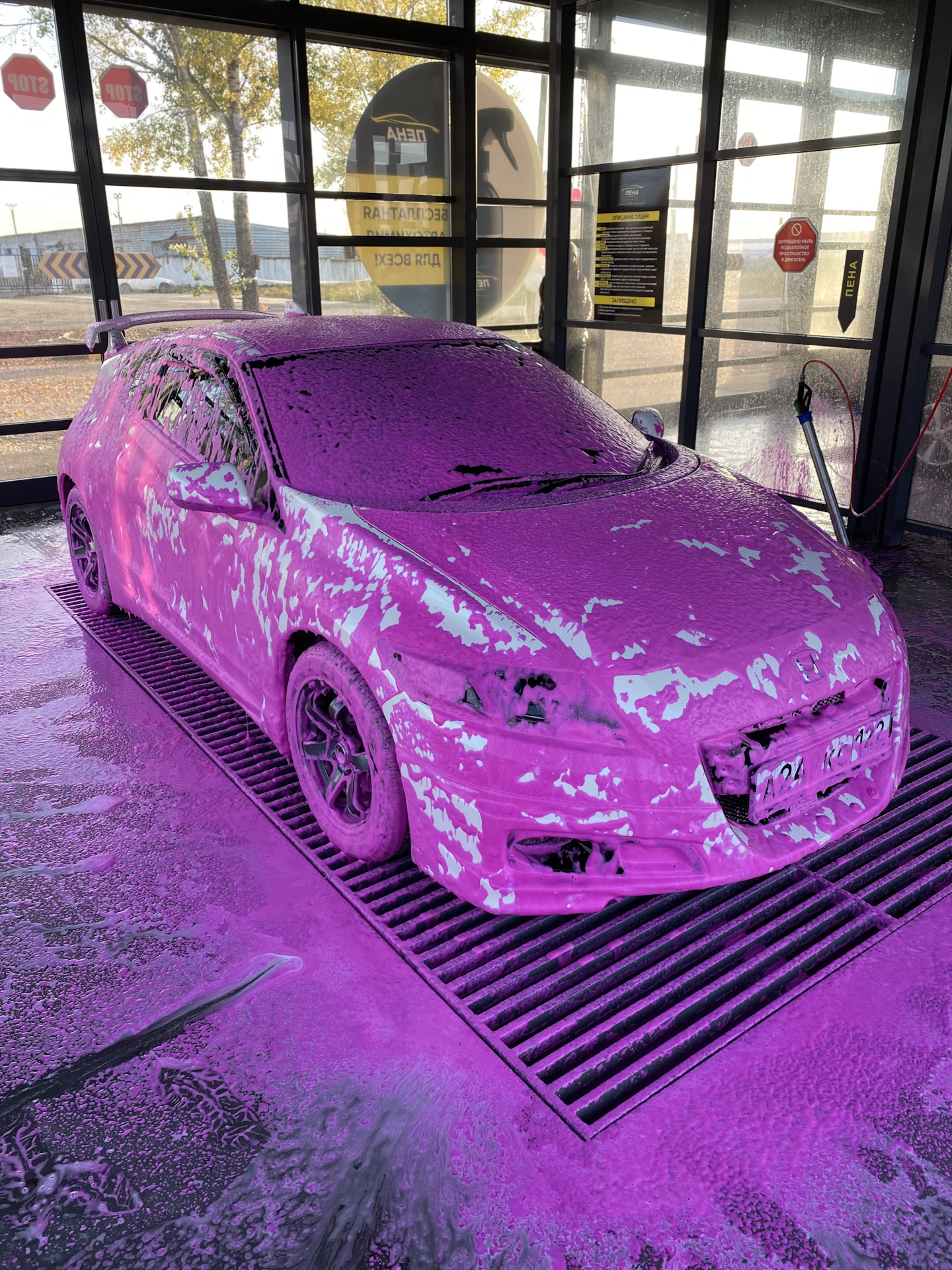 12-honda-cr-z-1-5-2010