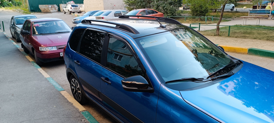 Установил ветровики — Lada Гранта Cross, 1,6 л, 2020 года | просто так ...