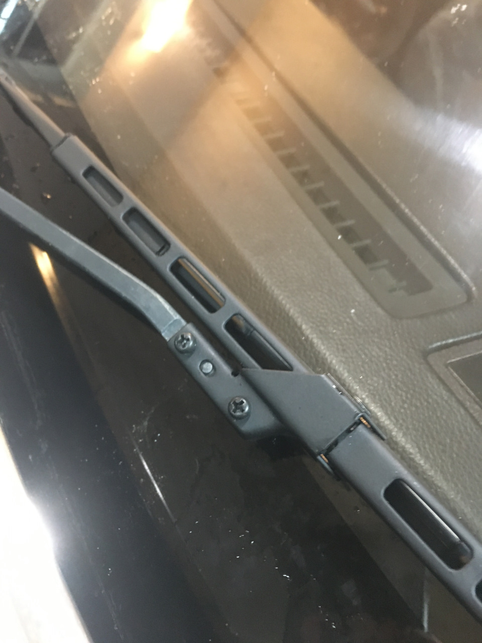 поводок будет краситься! — Toyota Crown (S120)