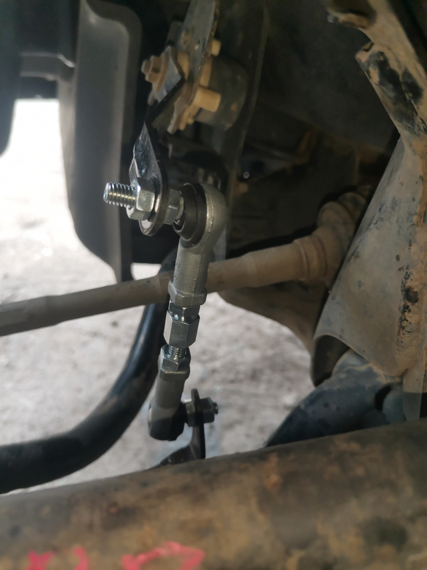 Тяги датчика положения кузова(корректор фар) — Subaru Outback (BP), 2,5 ...