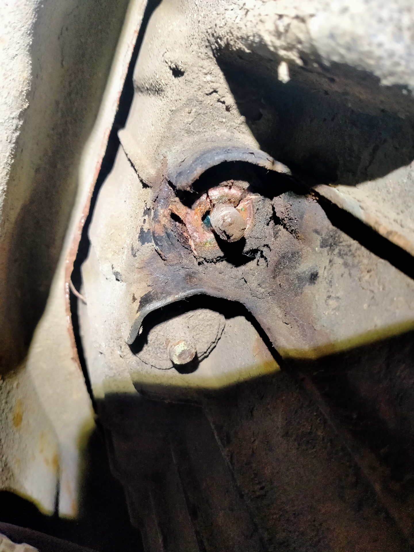 Е87, Е84 не крутит стартер, не заряжается аккумулятор. Ремонт кабеля ...