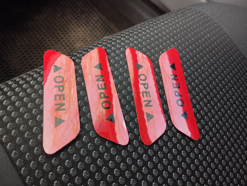 Ништяк с Алиэкспресс, Светоотражайки на двери — Lada Приора седан, 1,6 ...