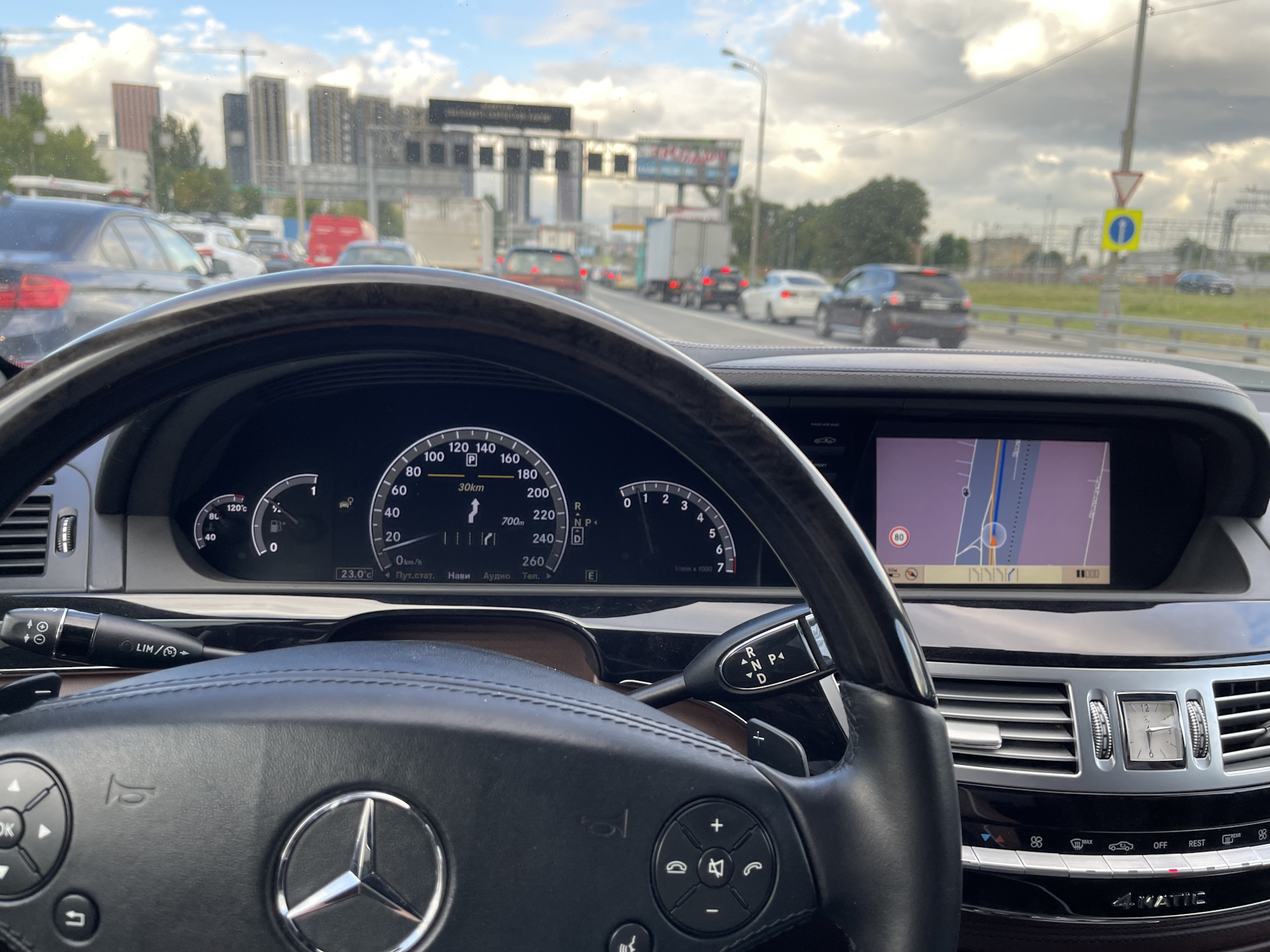 Распознавание знаков и карты навигации — Mercedes-Benz S-Class (W221 ...