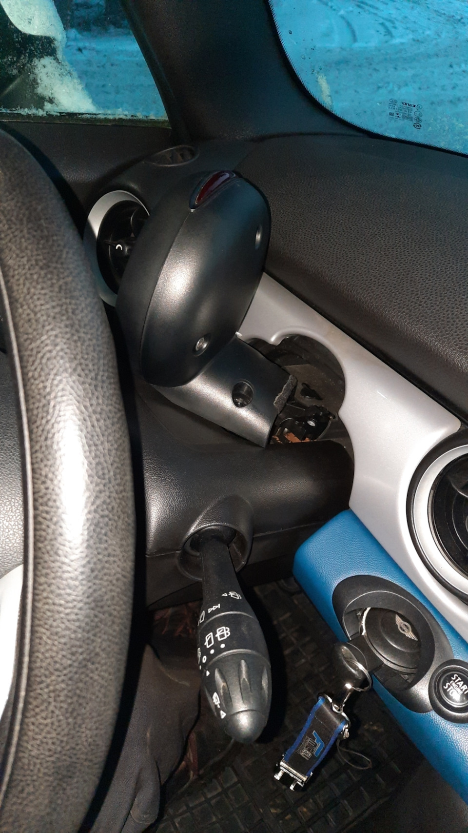 Держатель для телефона — MINI Cooper S Mk II, 1,6 л, 2008 года ...