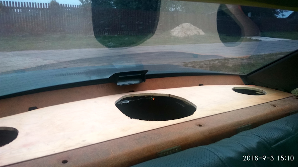 Саб в задней полке (часть 2) — Volkswagen Passat B3, 1,8 л, 1991 года ...