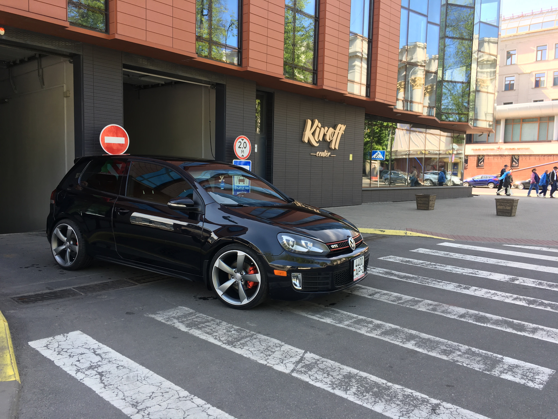 Audi with r19 Porsche Wheels