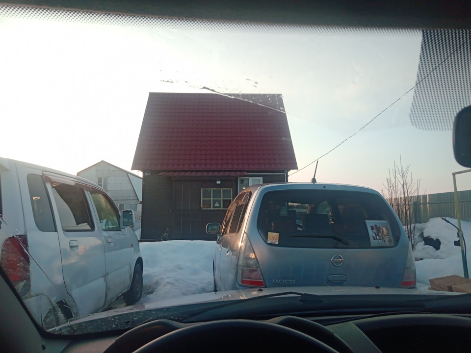 Вот так уже с размером 550/500. Так же по крыше ориентир. Слепая зона намного меньше и сопли нет — Renault Duster (1G)