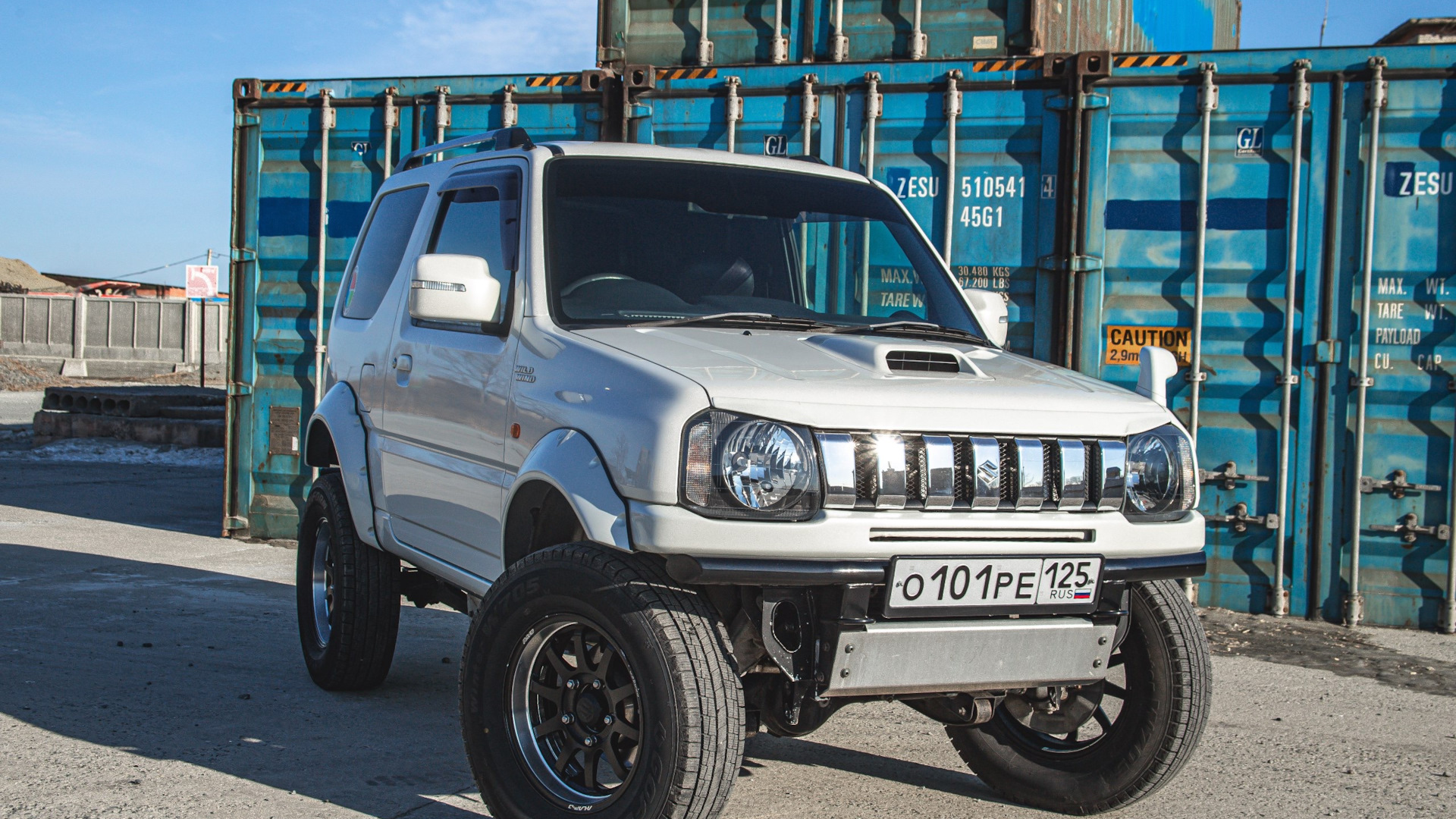 Suzuki Jimny 0.7 бензиновый 2009 | Wild Wind 🌬️ на DRIVE2