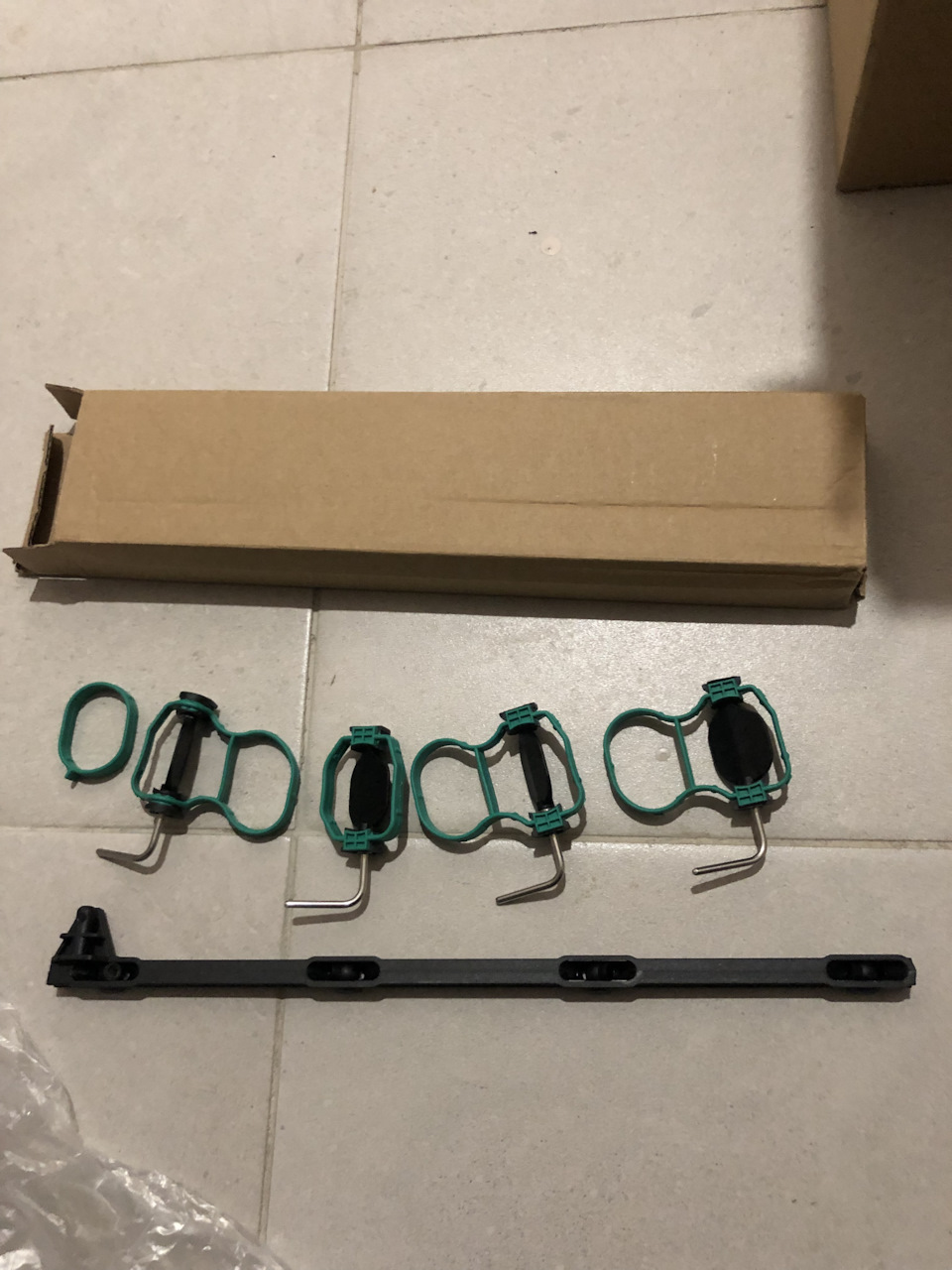 Планка и Заслонки впускного коллектора на z22yh. Что то новое для себя ...