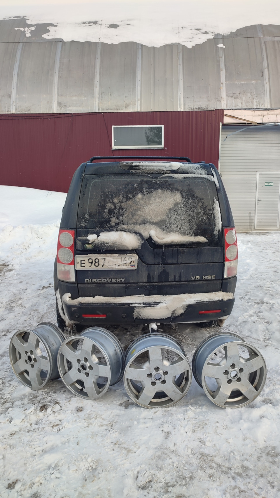 Приехали дисочки с Красноярска — Land Rover Discovery III, 4,4 л, 2005 года  | колёсные диски | DRIVE2