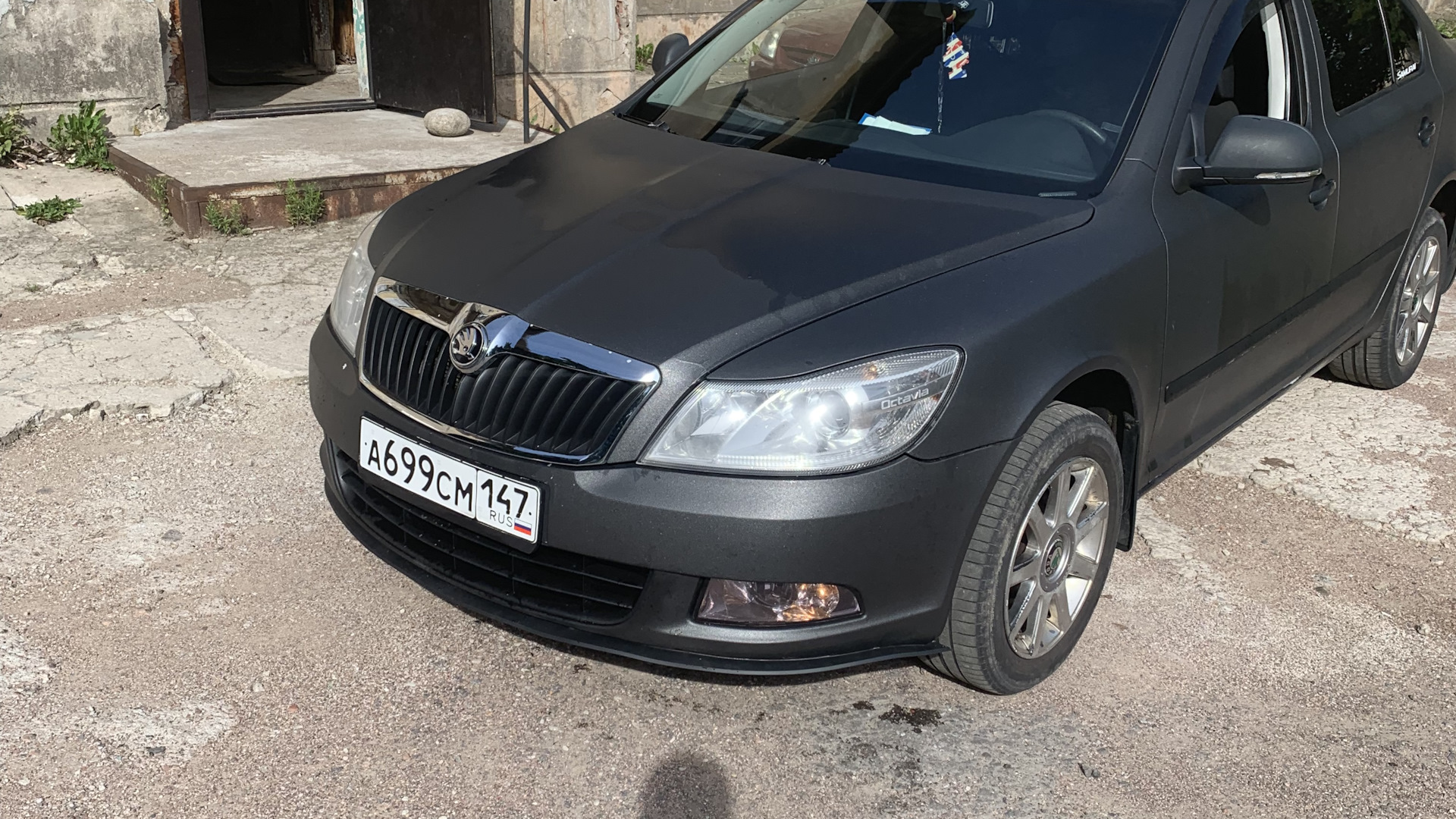 Skoda Octavia A5 Mk2 1.6 бензиновый 2010 | Антрацит в рапторе на DRIVE2