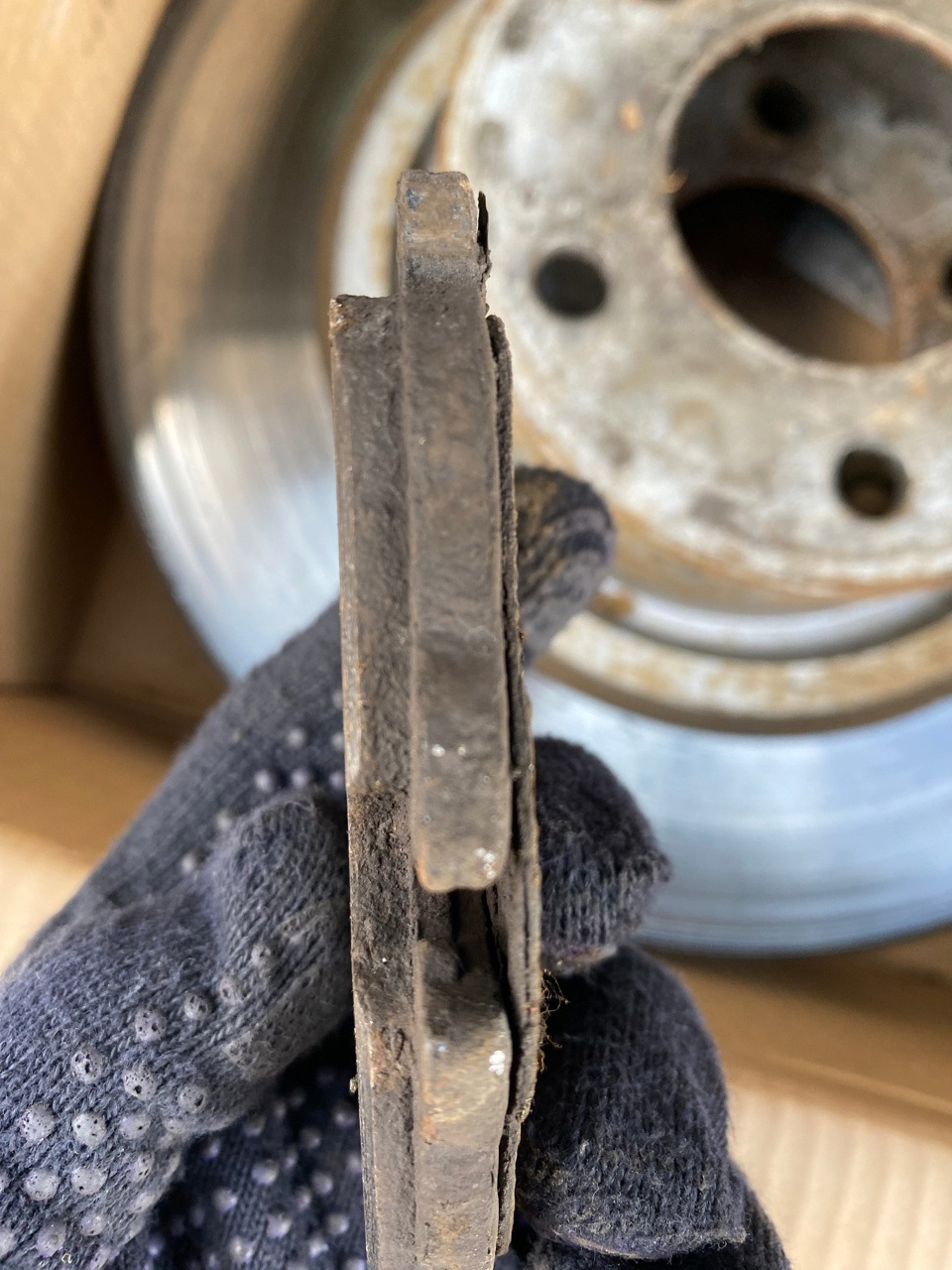 №2 Вибрации при торможении. Замена задних дисков и колодок. — BMW X3 ...