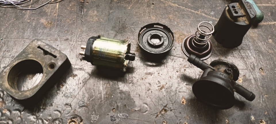 Клапан продувки абсорбера известный в массах как клапан МОТ — Mercedes ...