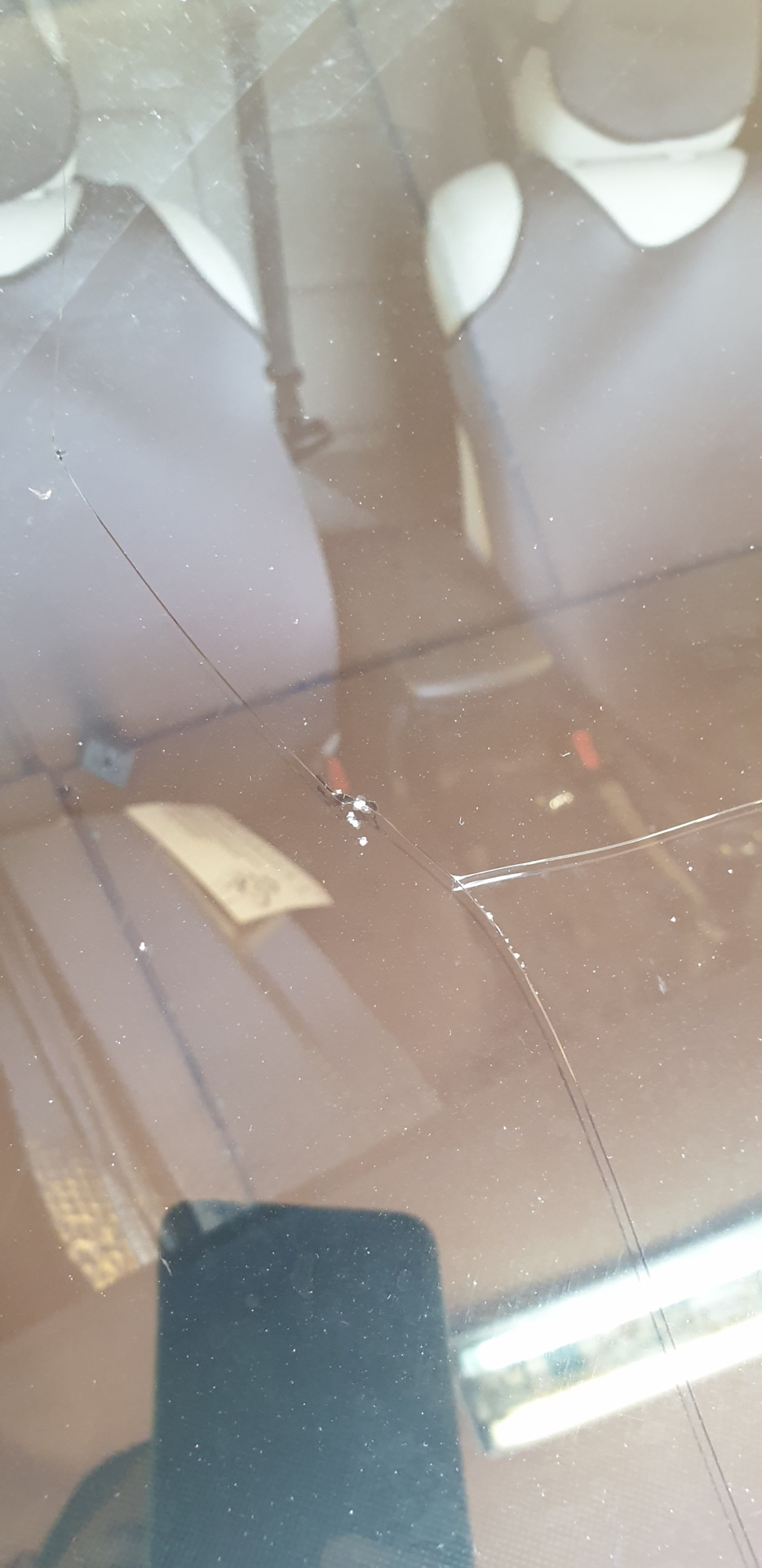 Замена лобового стекла самостоятельно. Не зря! — Mazda 3 (1G) BK, 2 л ...