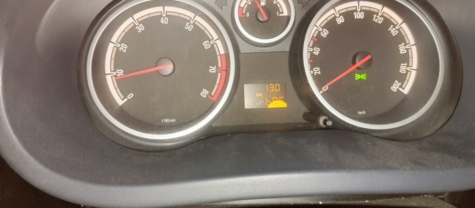 Горит Airbag на приборке. Что можно сделать чтобы убрать? Corsa D ...