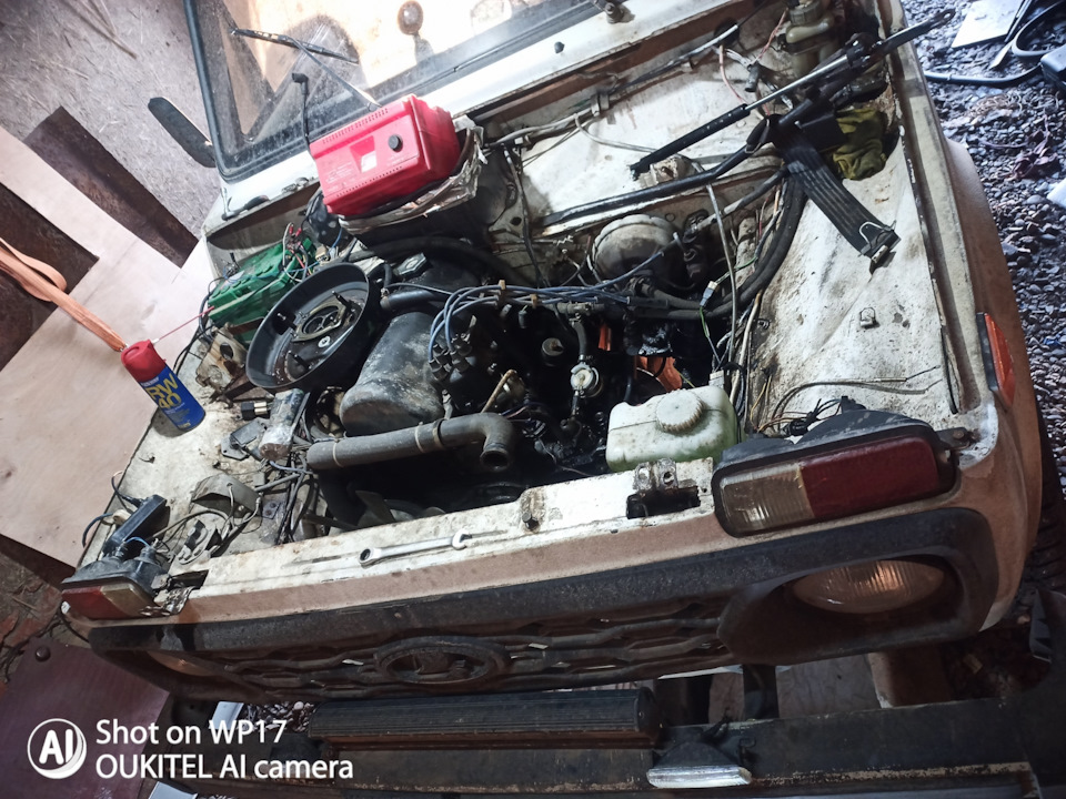 Размолотило поршень и гильзу в третьем цилиндре — Lada 4x4 3D, 1,6 л ...