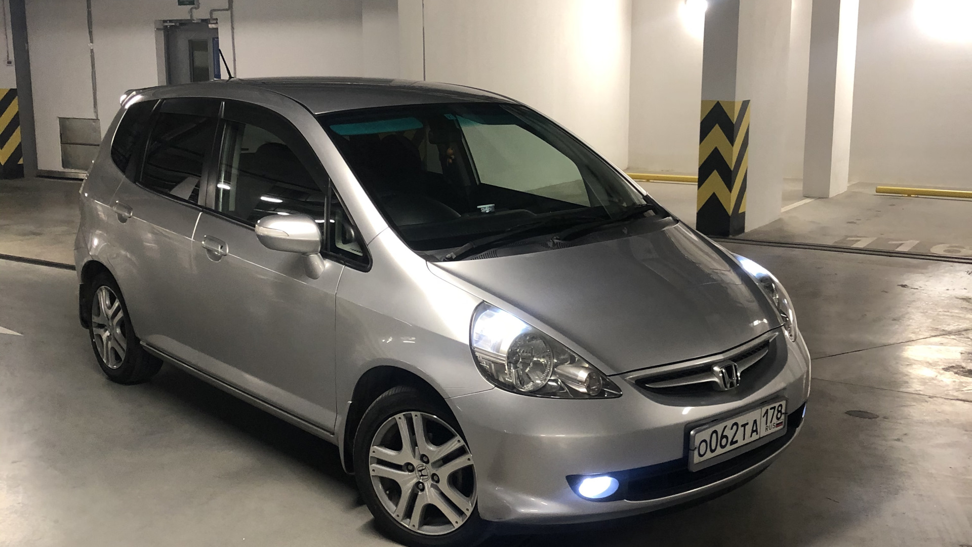 Honda fit 2001