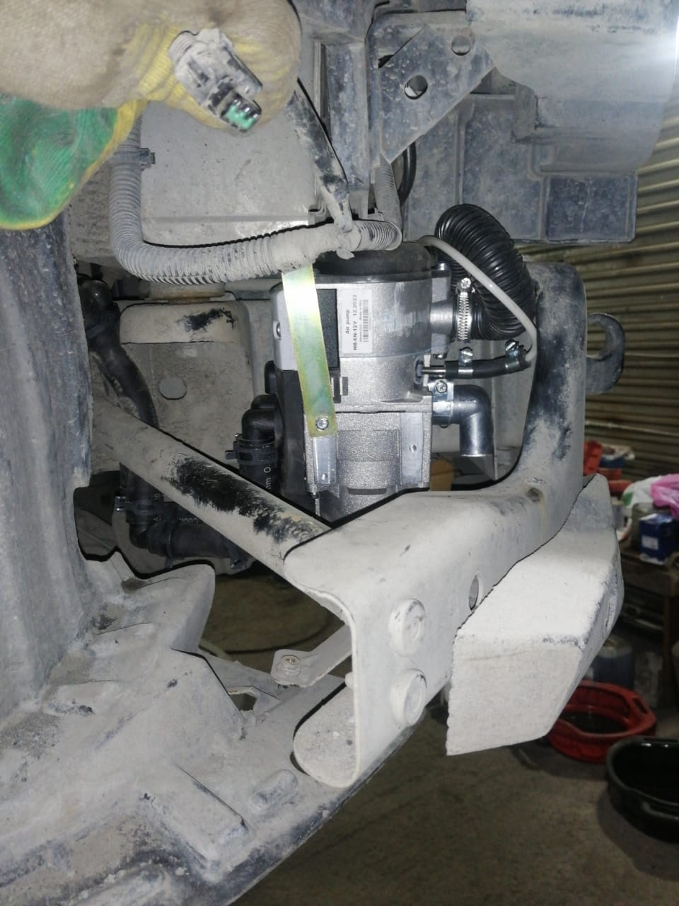 Пришла зима и вот она установка бинара 😁 — Infiniti QX56 (1G), 5,6 л ...