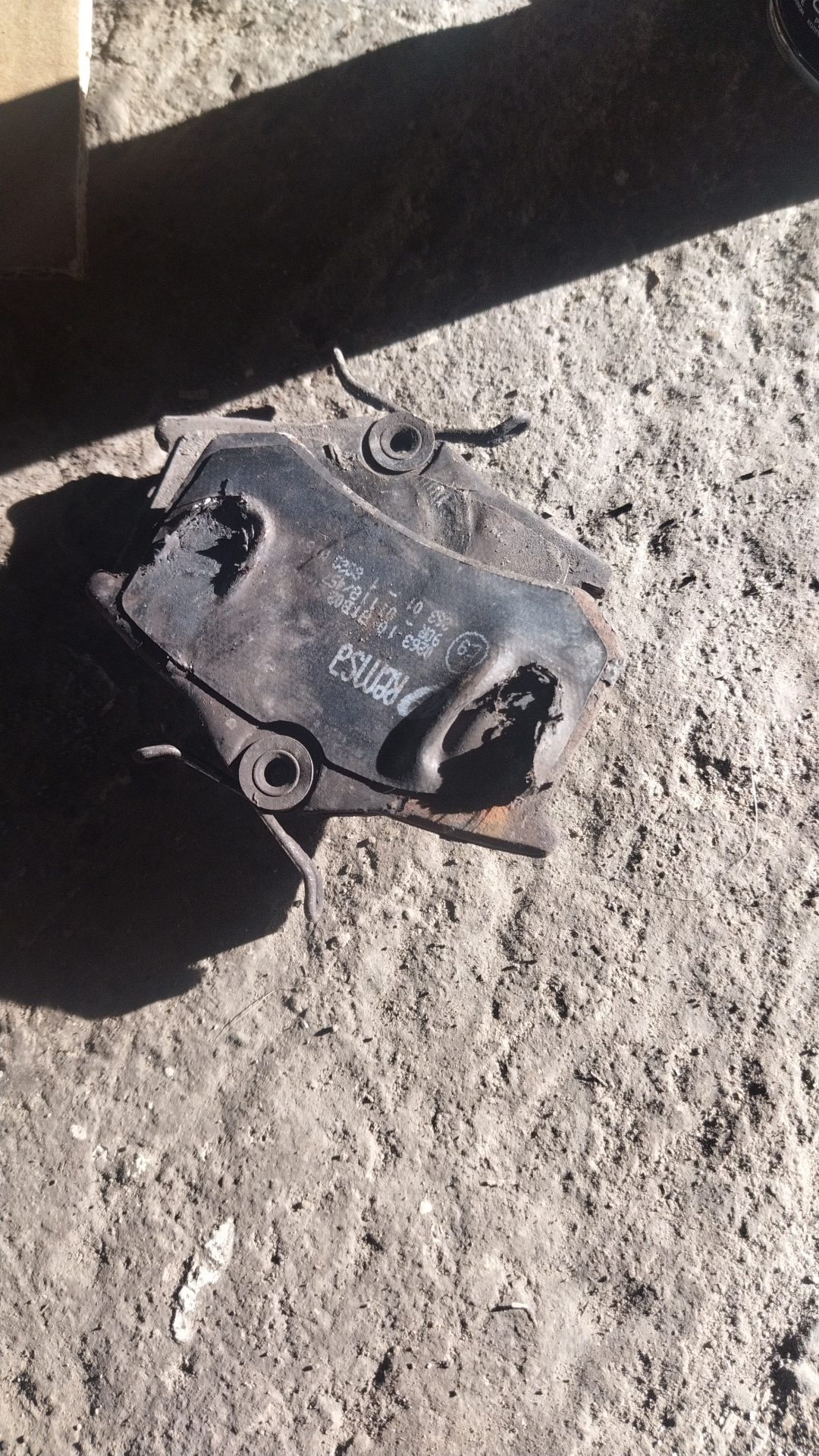 Задние тормозные диски — Peugeot 307, 1,6 л, 2006 года | своими руками ...
