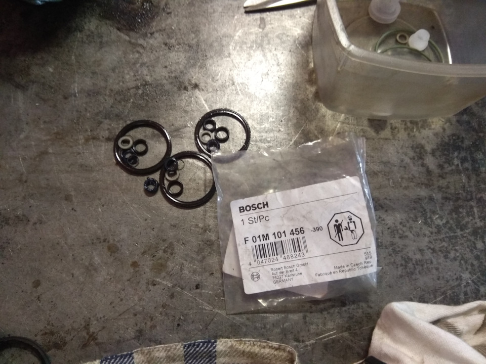 F01M101456 Комплект деталей BOSCH | Запчасти на DRIVE2