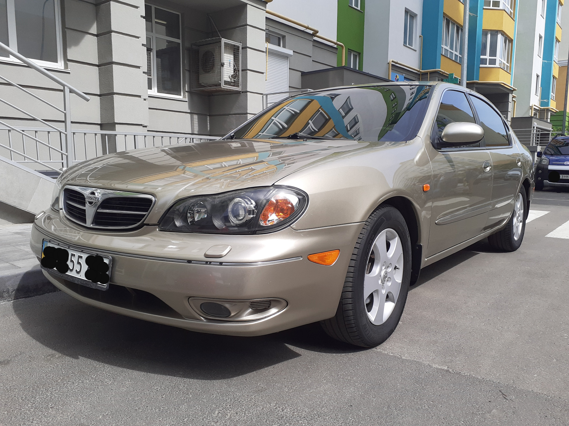 Nissan maxima QX 2004