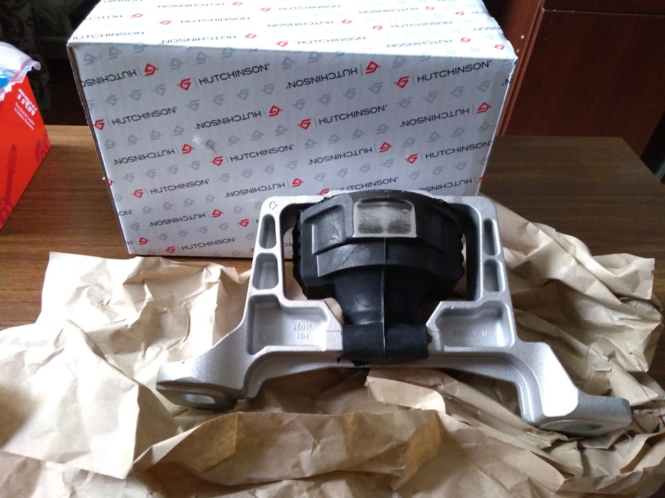 Замена правой опоры/подушки двигателя 1.4 рестайлинг — Ford Focus ...